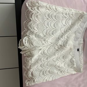 Crochet white short